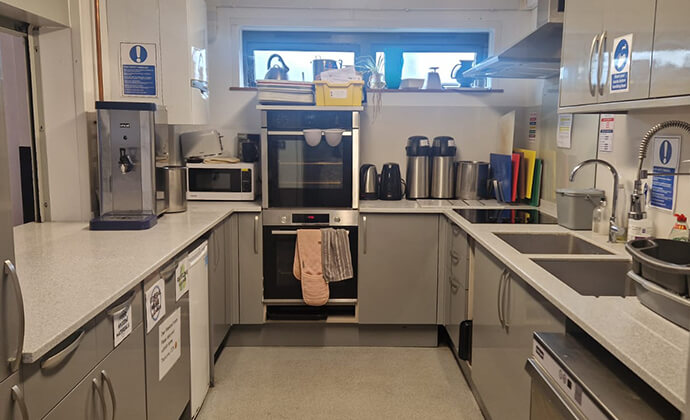 Rooms-Kitchen-2